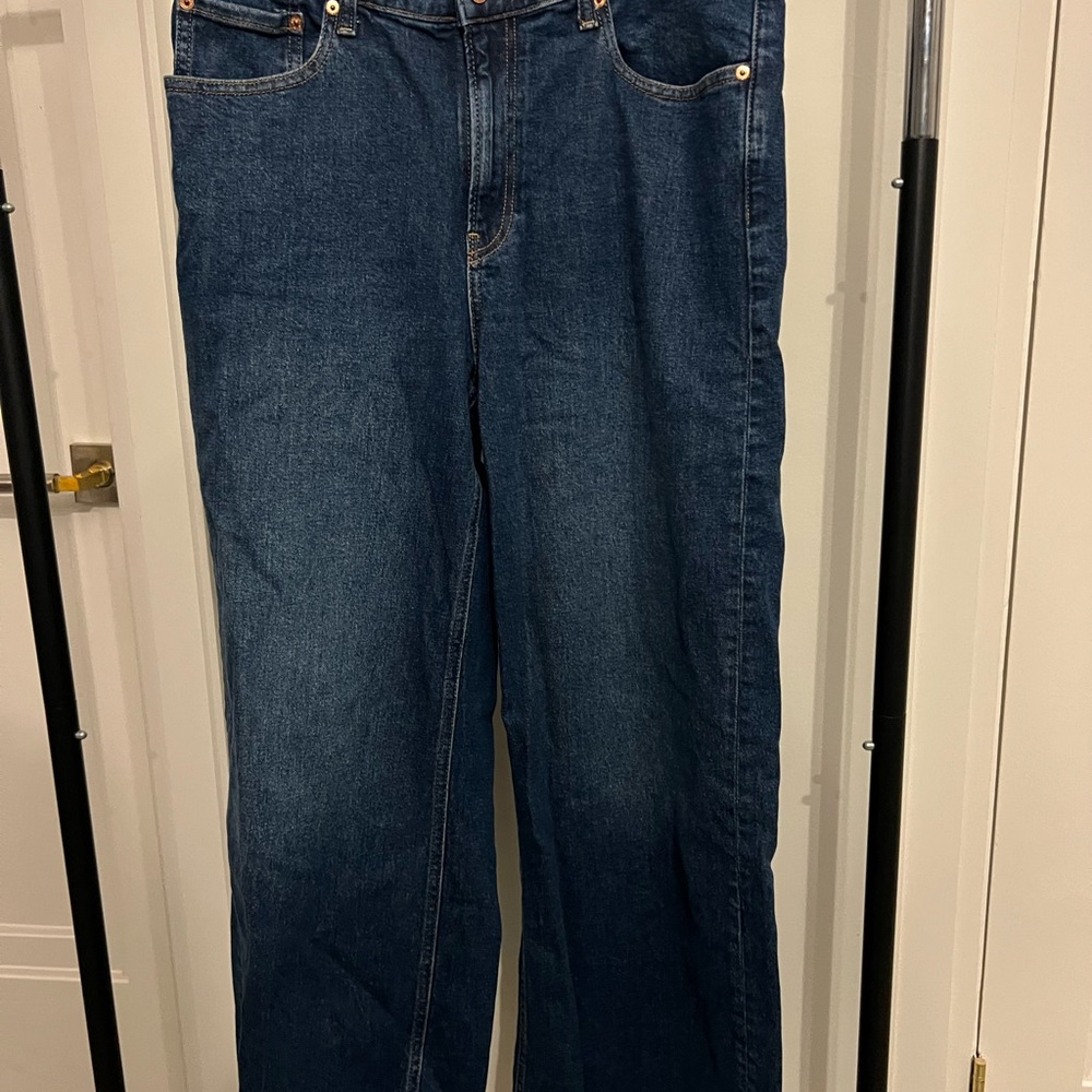 GAP Relaxed Fit Dark Blue Jeans